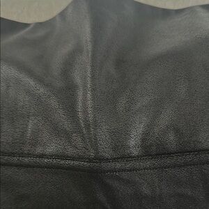 SPANXshape™ Faux Leather
Leggings NWT Petite Size L